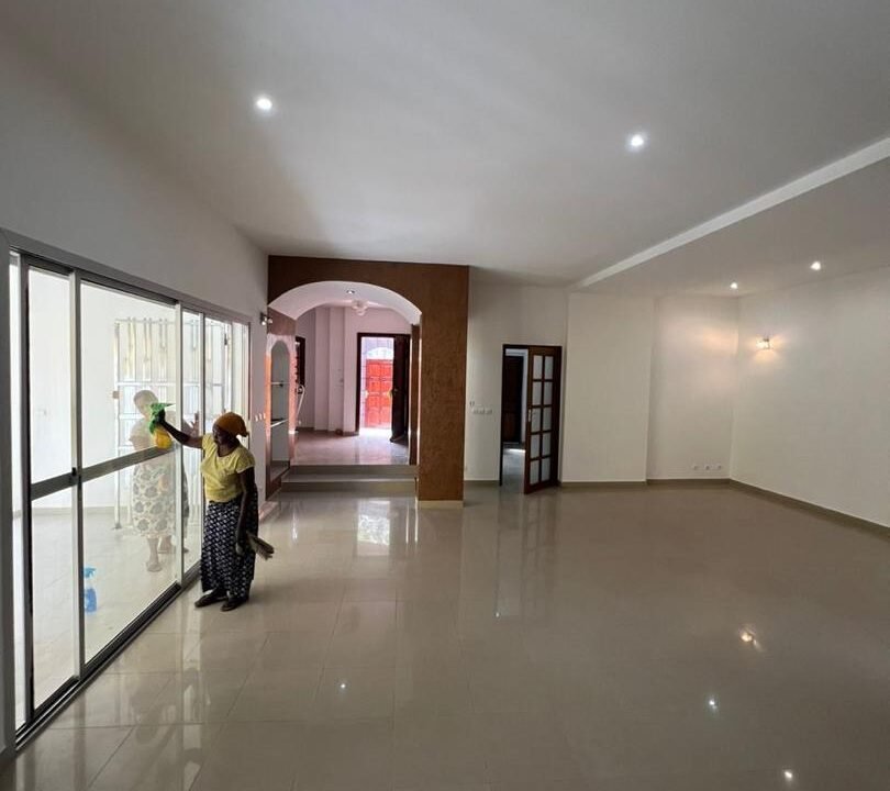 21ec4c86-a708-4aa1-b323-457d173bd13f