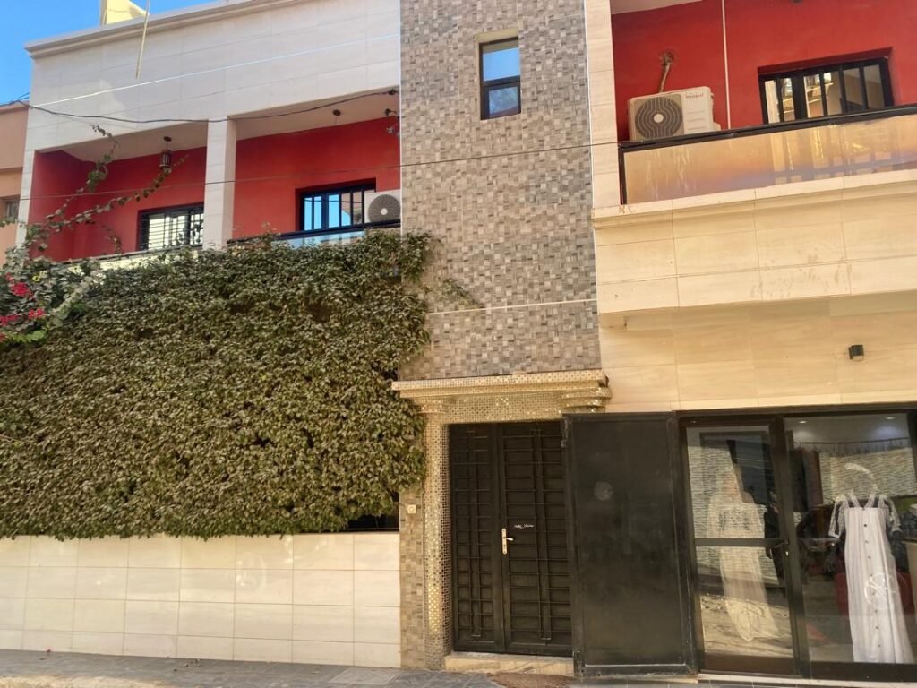 Villa/Maison à Vendre à Dakar avec 6 chambres