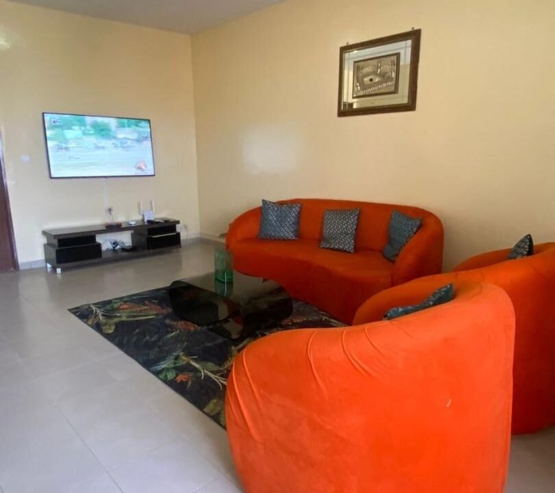 cf7863c1-691a-46dd-b2a3-913e6301ec79-810x785