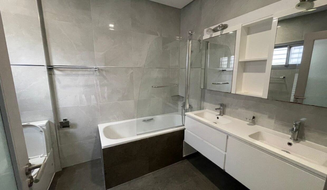 dd5a6503-3ef8-496e-8500-b6c8824d0ec8